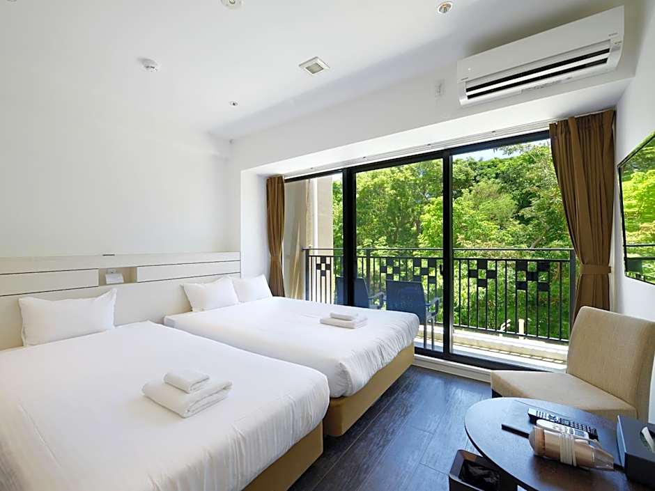 Karry CONDO CHURAUMI