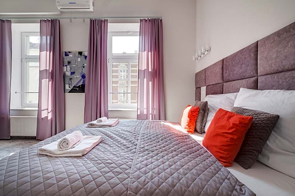 SAVOY Mariacka Apartments