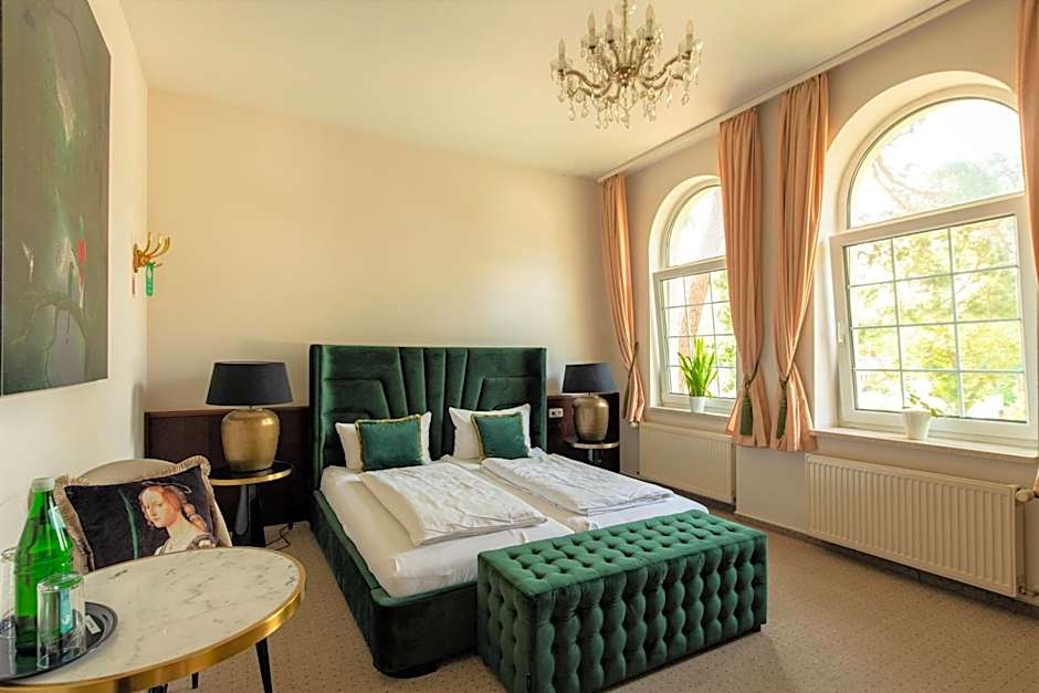 Hotel & Restaurant Raueneck