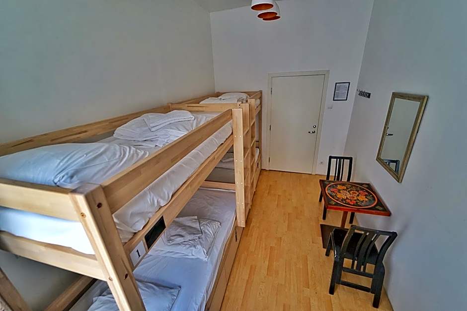 The Monks Bunk Hostel & Bar