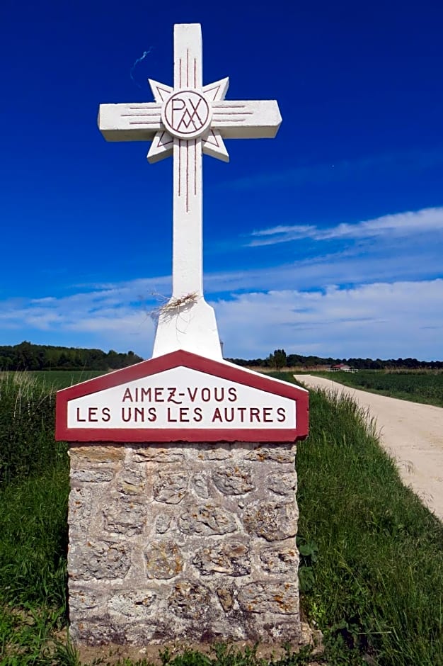 La Ferme de l'isle et sa Roulotte