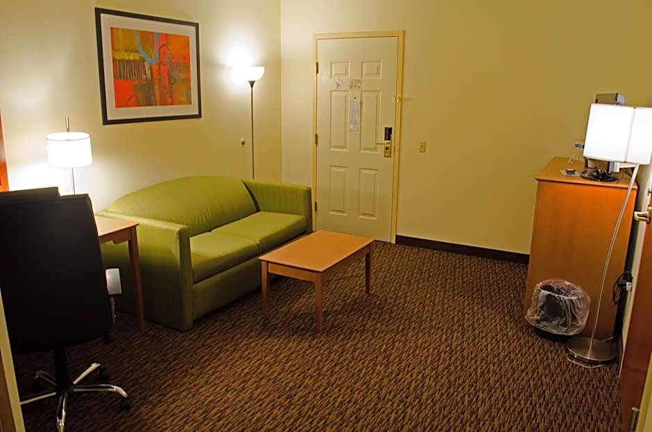 Clarion Hotel & Suites University-Shippensburg