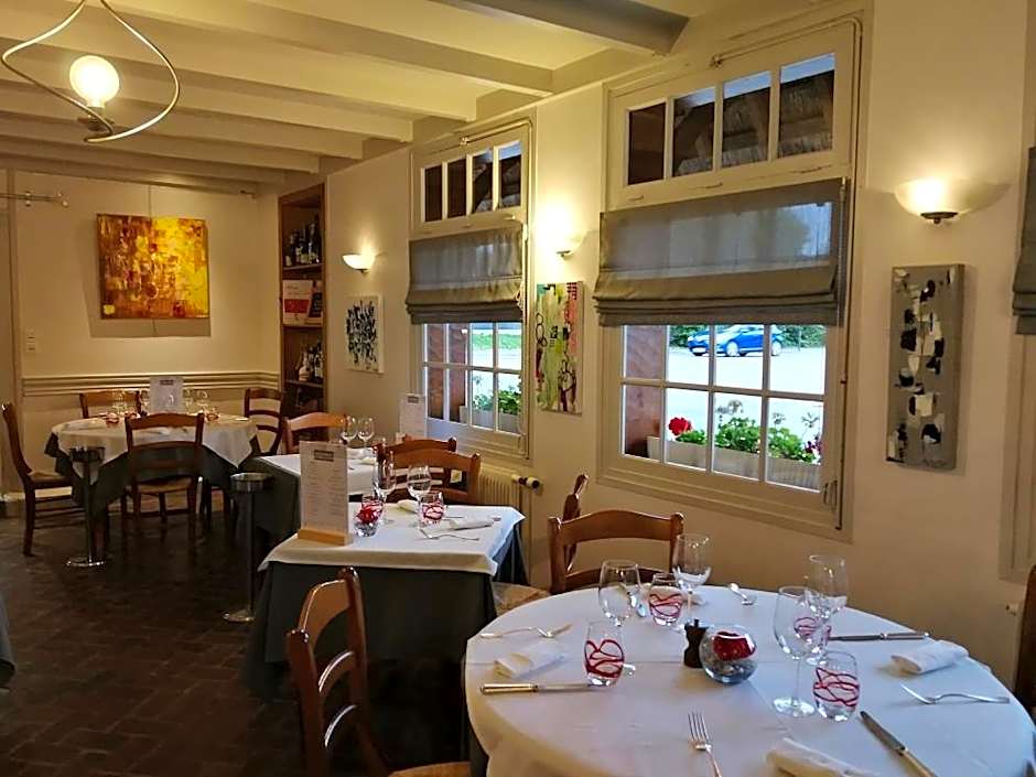 Auberge du Vieux Tour Le Manoir