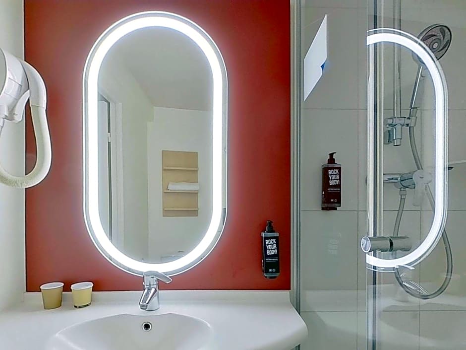 ibis Paris Brancion Parc des Expositions 15eme
