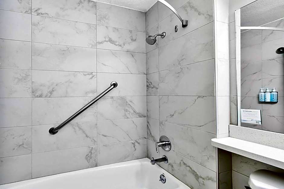 Days Inn by Wyndham Novato/San Francisco