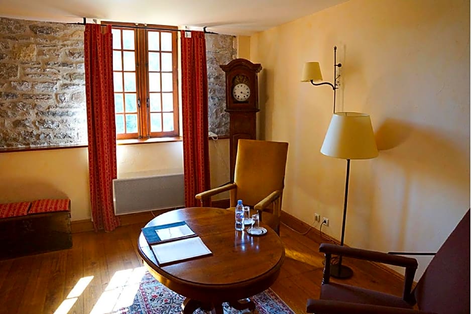 Château De La Caze Piscine & Spa - Ste Enimie
