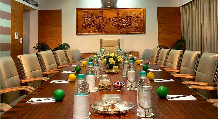 Peerless Hotel Kolkata