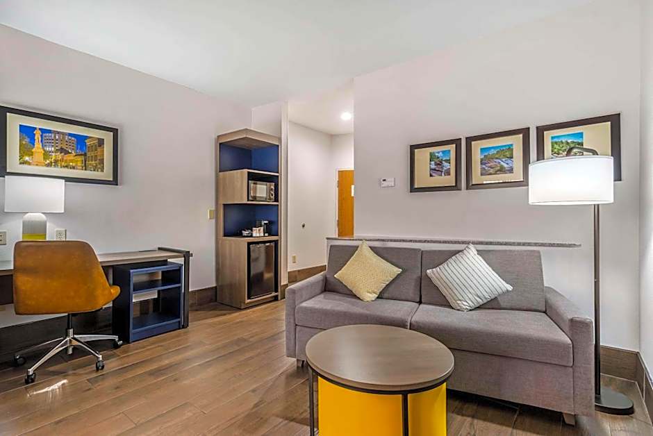 Comfort Suites Macon Northwest