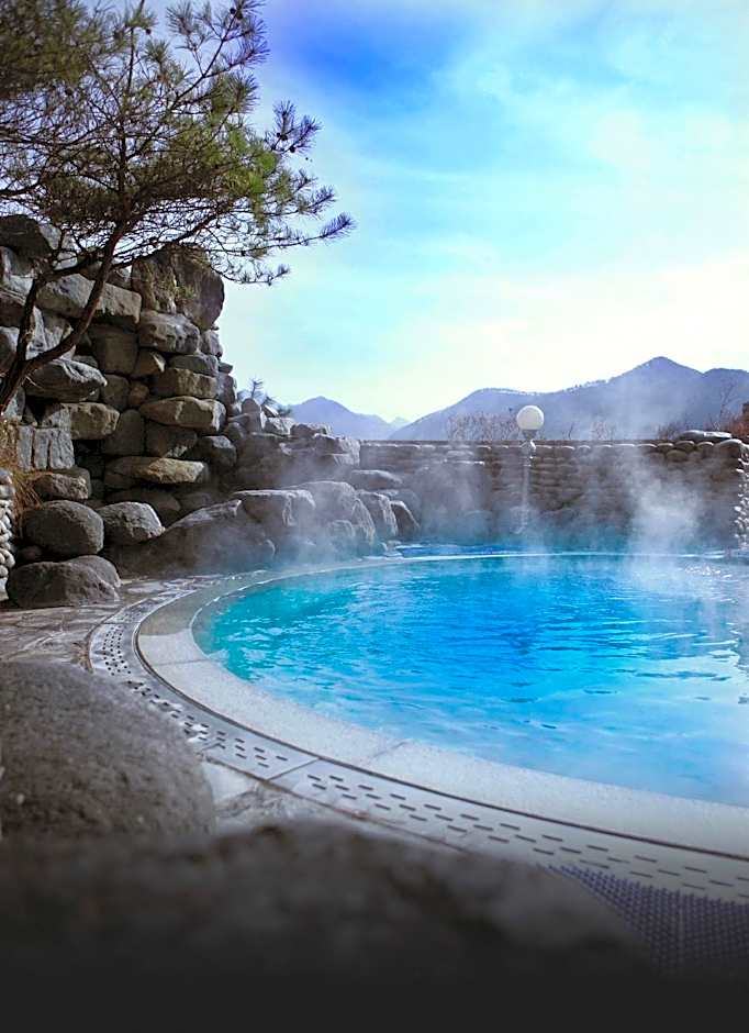 Suanbo Park Hotel
