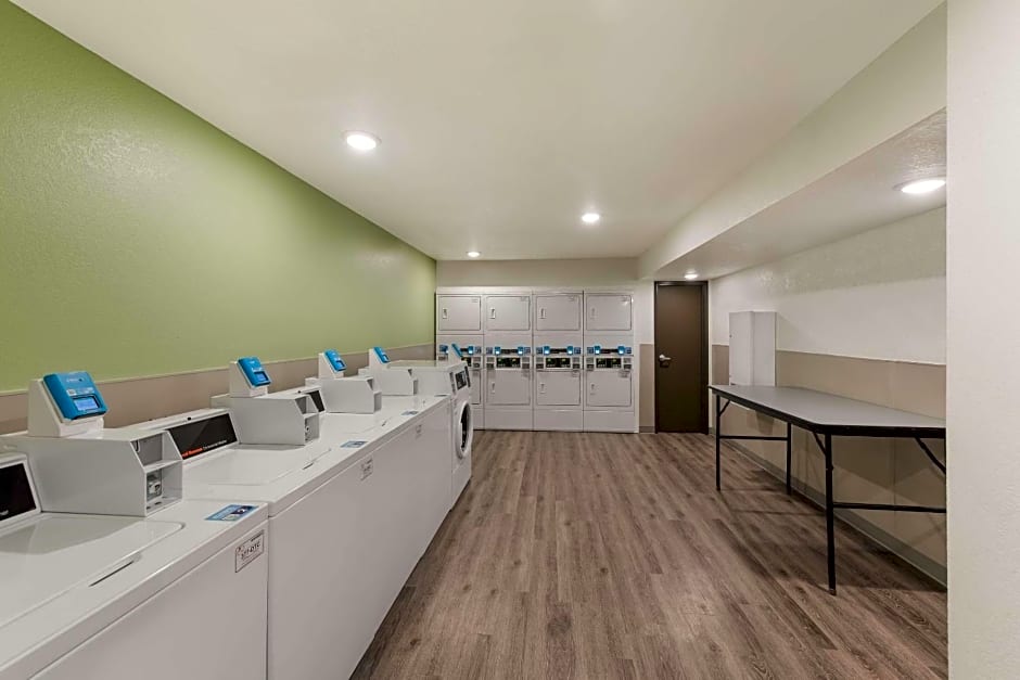 WoodSpring Suites Dayton North