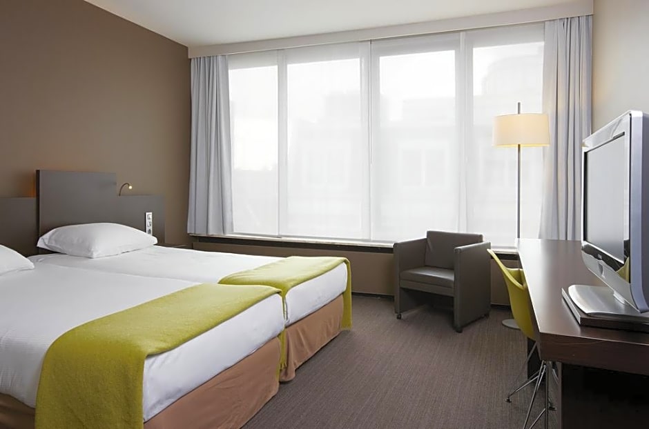 NH Amsterdam Caransa