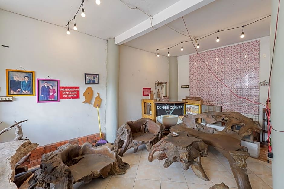 RedDoorz near Brawijaya University 2