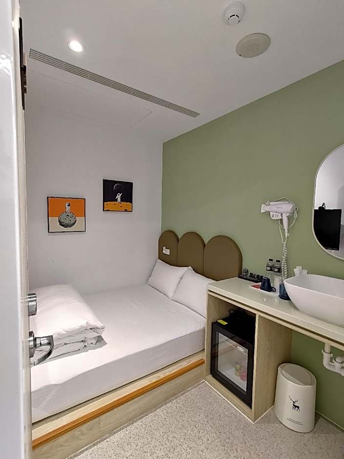 Photo 1 of 4 of Tiny Double Room