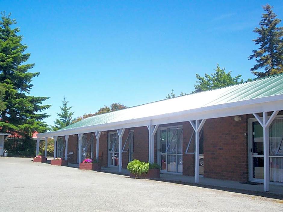 Pioneer Motel