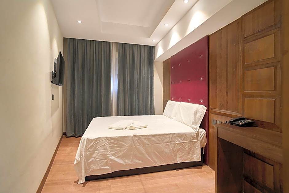 Menoir Dorsett Madrid Usera