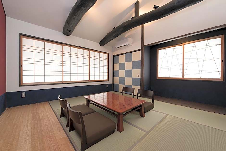 Kamishichiken Oku