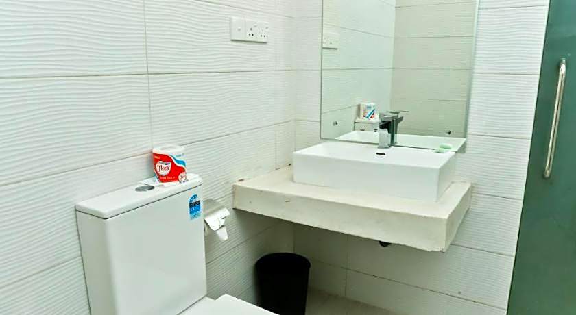 Golden Star Beach Hotel