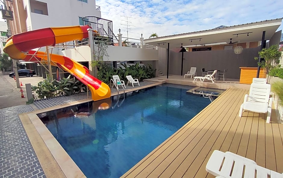 Photo 1 of 40 of Baan Manthana House