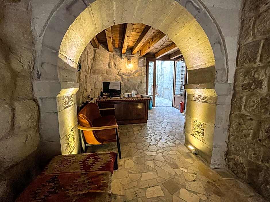 Takunya Cave Hotel