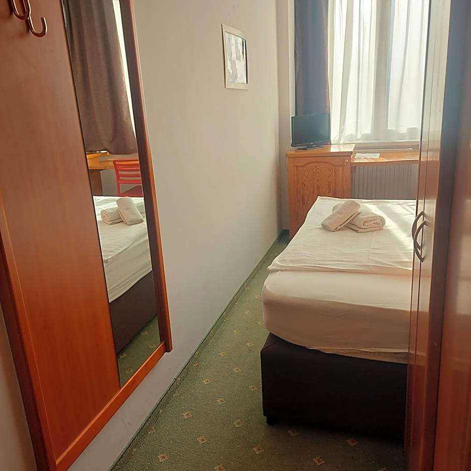 Foto 1 von 7 von Budget 1 Double Bed or 2 Beds