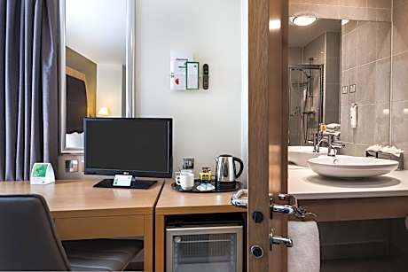 Standard Room with Two Single Beds