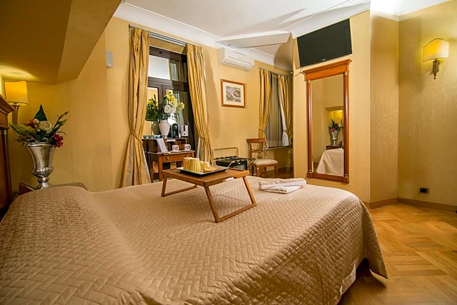 Luxury Rooms H 2000 Roma