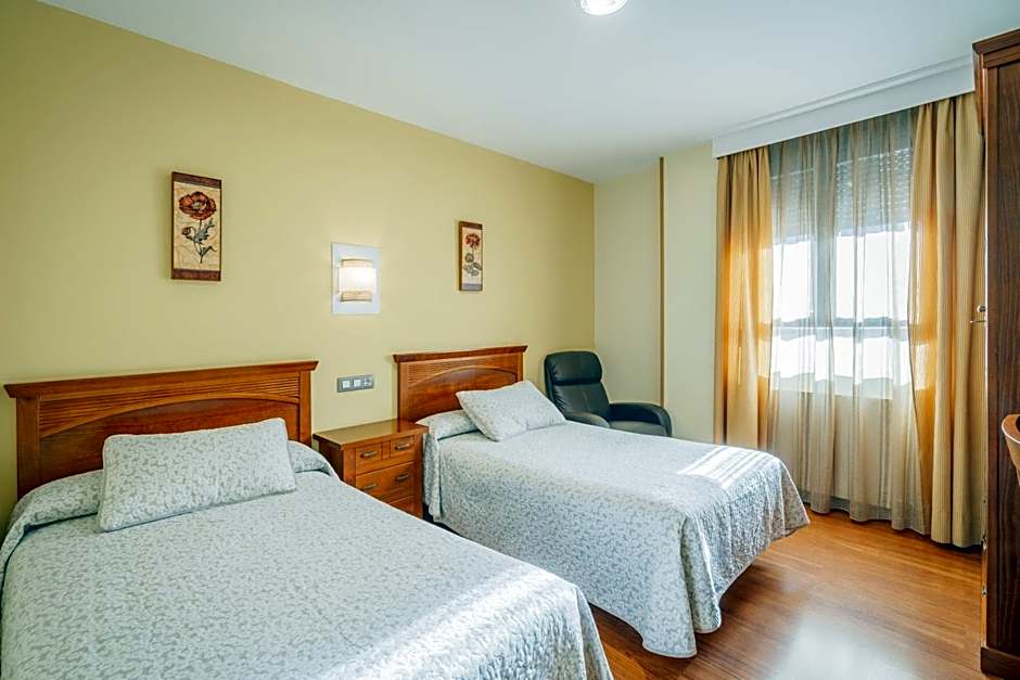 Hotel Reina Isabel