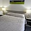 Heemskirk Motor Hotel