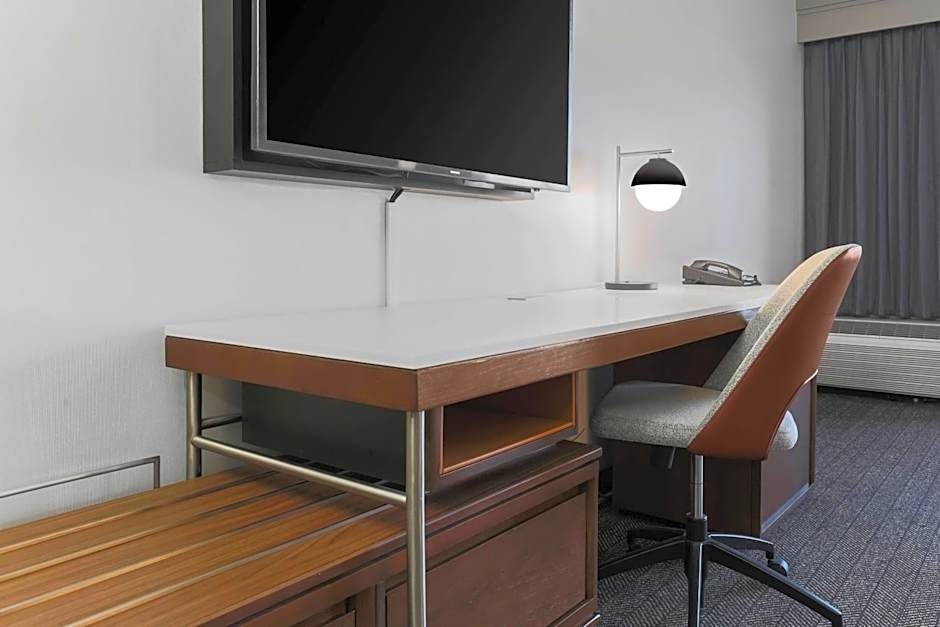Courtyard by Marriott Tucson Airport