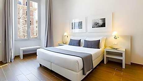 Double Room Private Bathroom