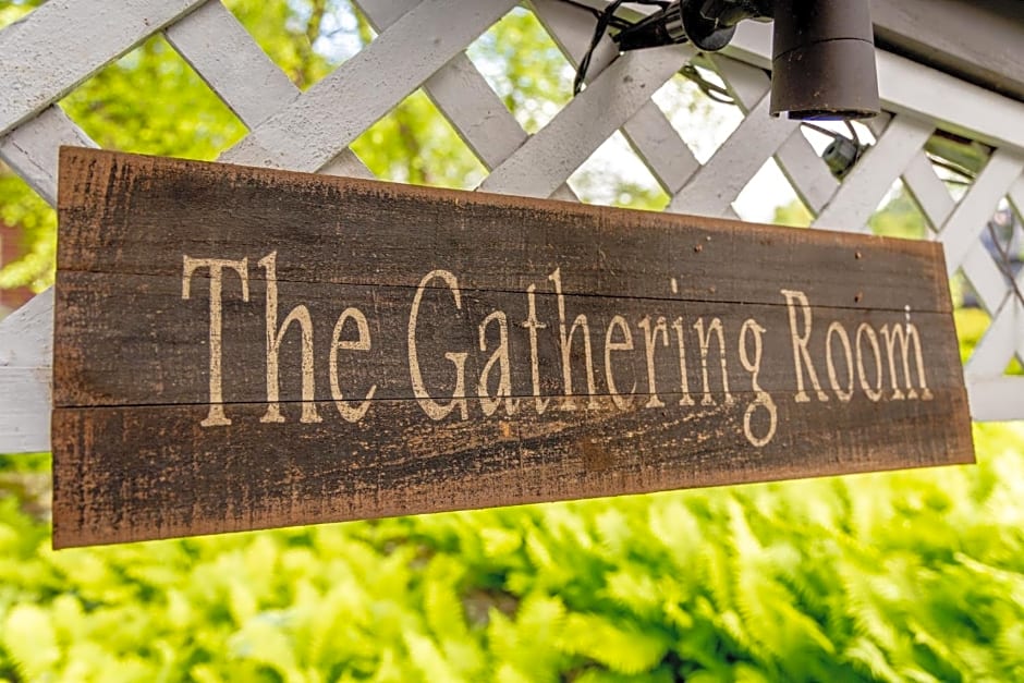 Azalea Garden Inn