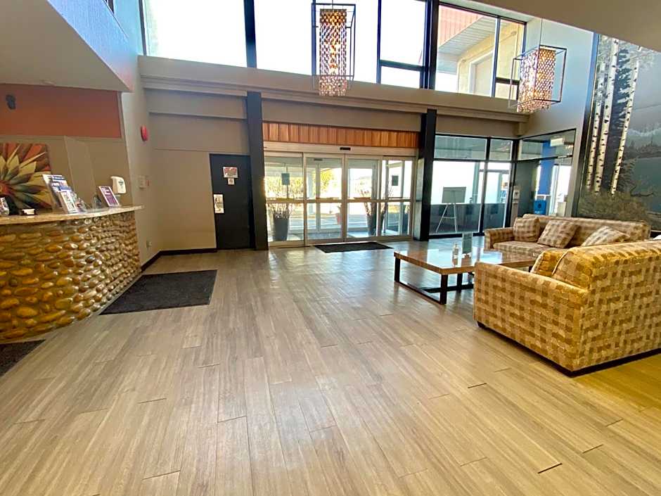 Ramada by Wyndham Whitecourt