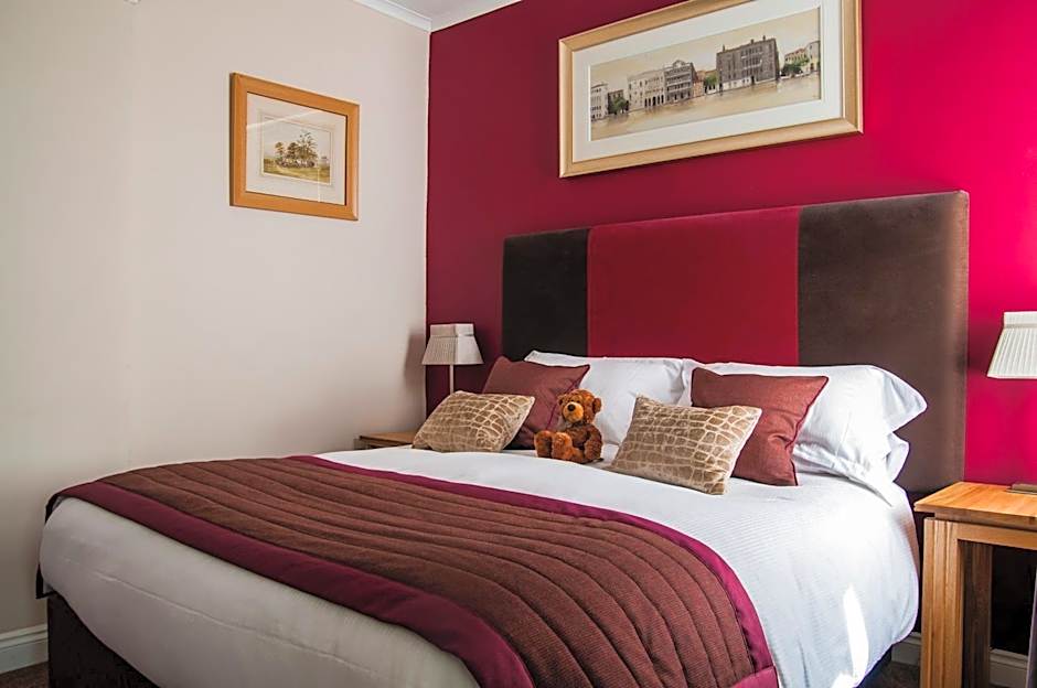 Clarence Court Hotel