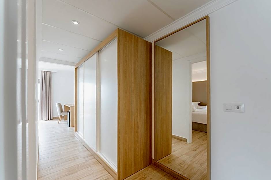 R2 Buganvilla Hotel & Spa