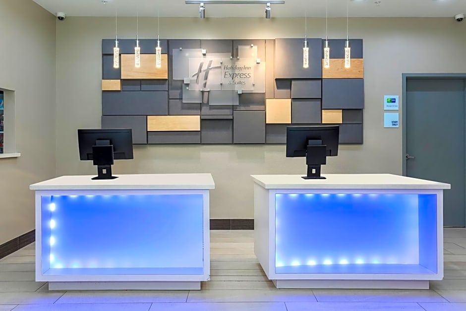 Holiday Inn Express & Suites Houston SE - Airport Area By IHG