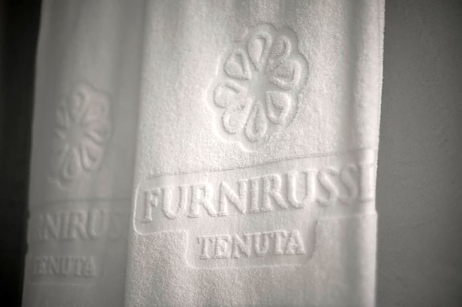 Furnirussi Tenuta