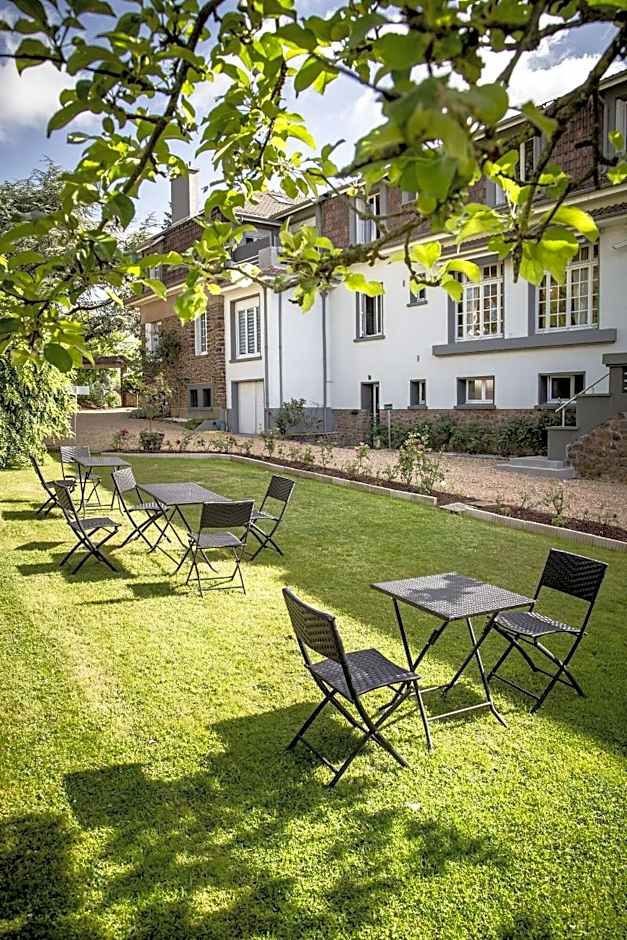Hotel De La Pommeraie