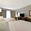 Hampton Inn By Hilton And Suites Dallas Plano East Tx