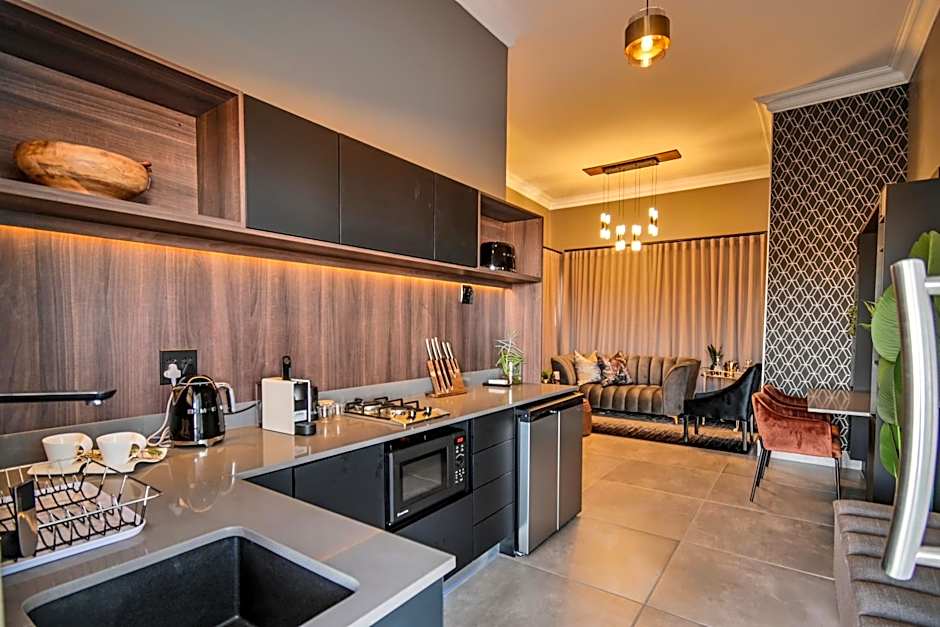 Summer PALACE Guesthouse