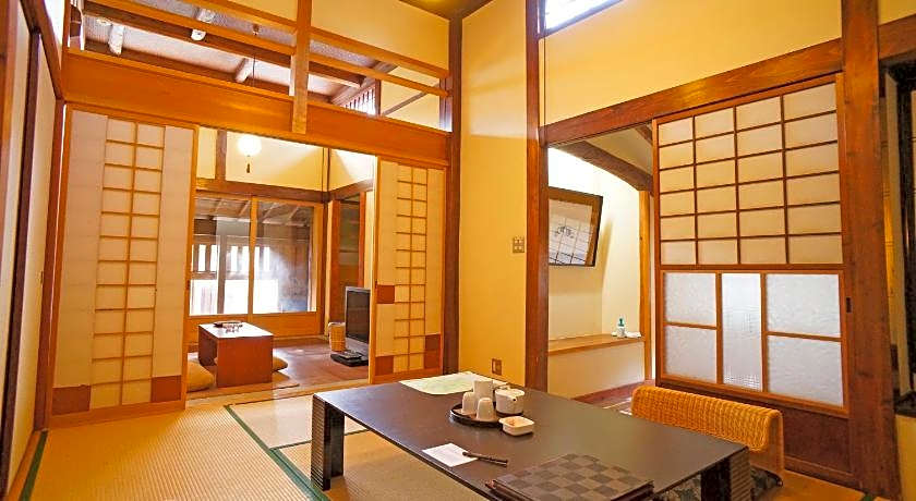 Yufuin Onsen Kishokaiuntei Muzinzo