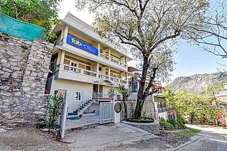 FabExpress Bungalow 14