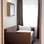 Manhattan Hotel