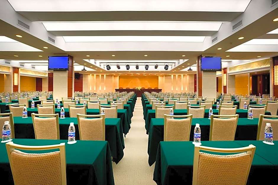 Yanling Hotel