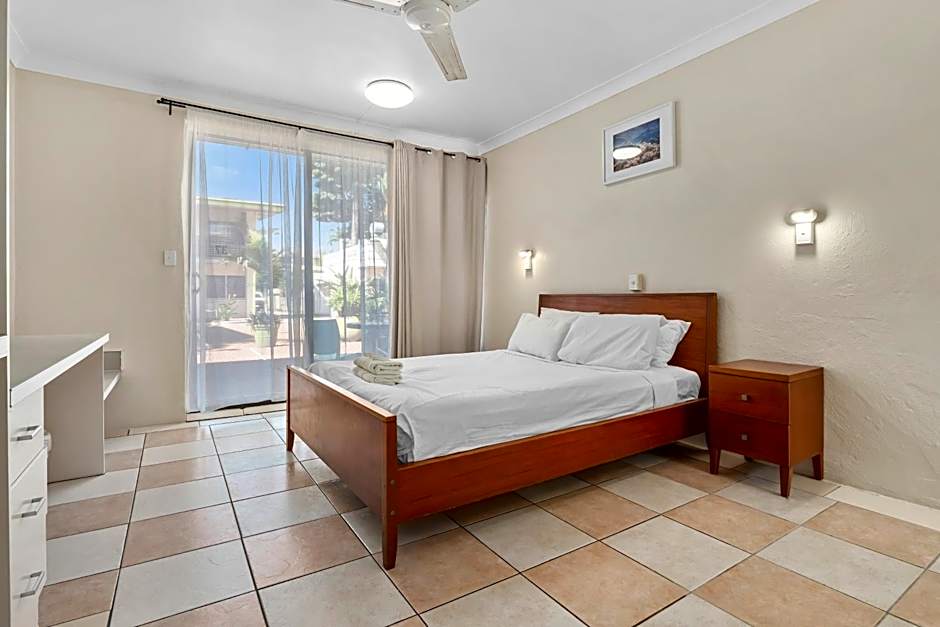 Hotel Tropiq Cairns