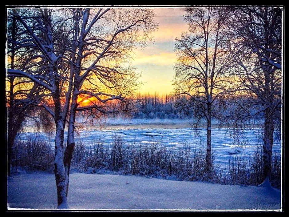 Susitna River Lodging, Suites