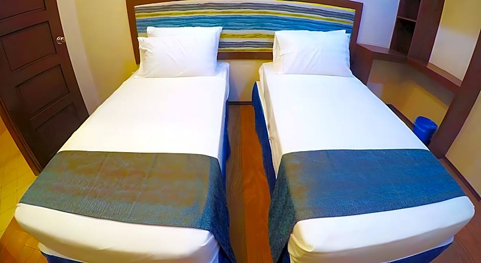 Golden Gate Suites