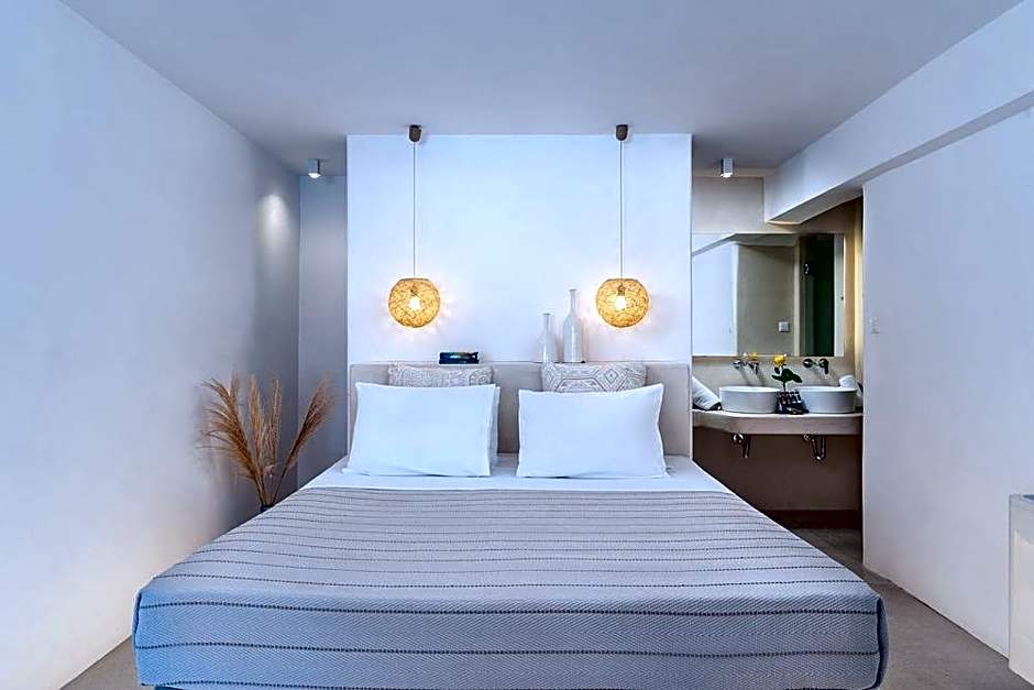 Paolas Town Boutique Hotel