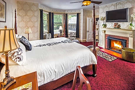 Room 35 Double Deluxe Manor Room with Fireplace - Breakfast and Dinner Included