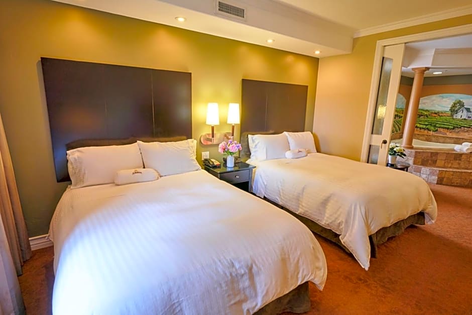 La Bellasera Hotel & Suites