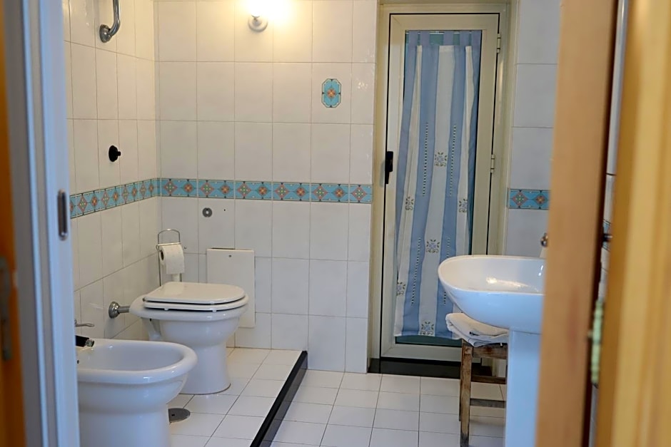 B&B Privileged – Pollena Trocchia, CO